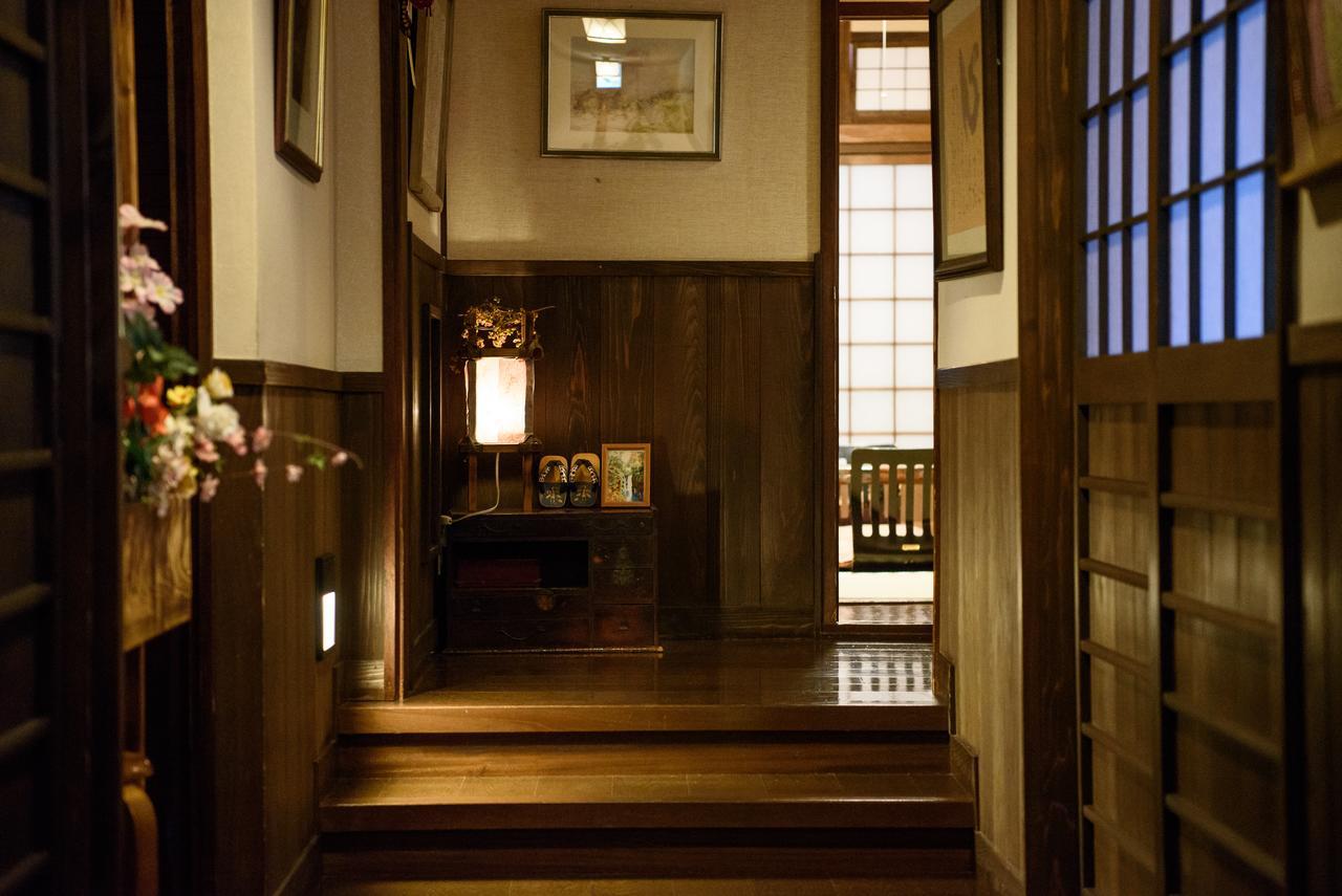 Yunohira Kamiyanagiya Hotel Yufu Bagian luar foto