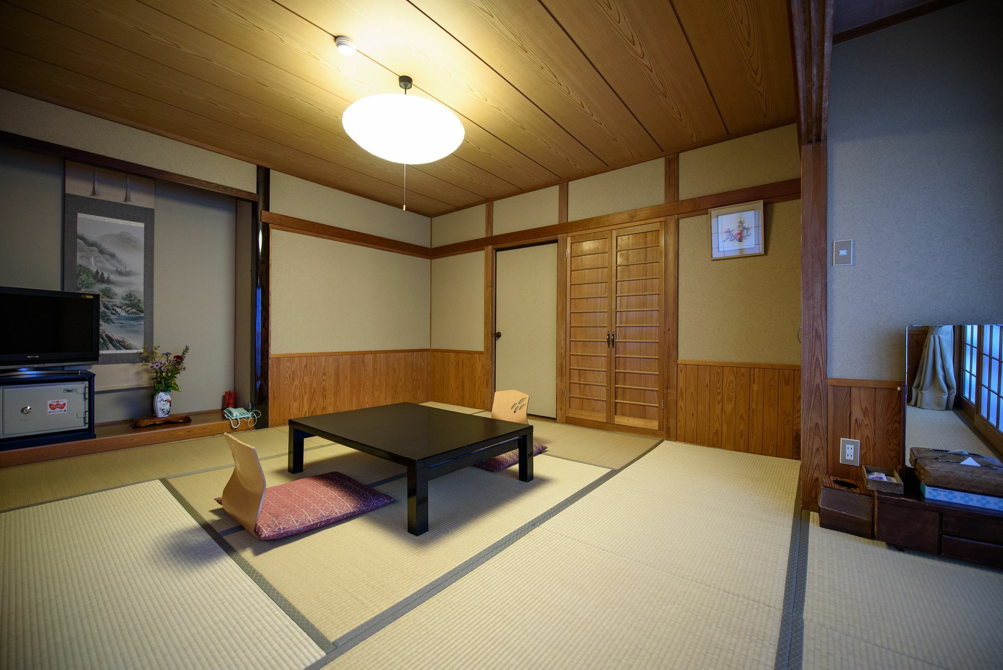 Yunohira Kamiyanagiya Hotel Yufu Bagian luar foto